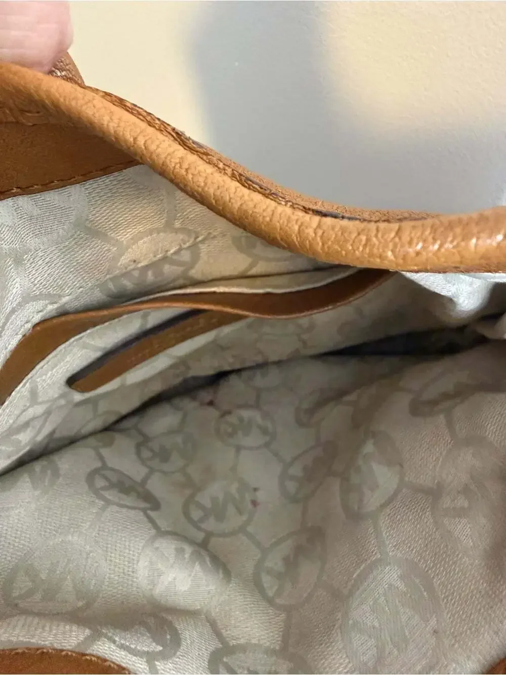 Michael Kors Tan Leather Shoulder Bag crossbody western brown